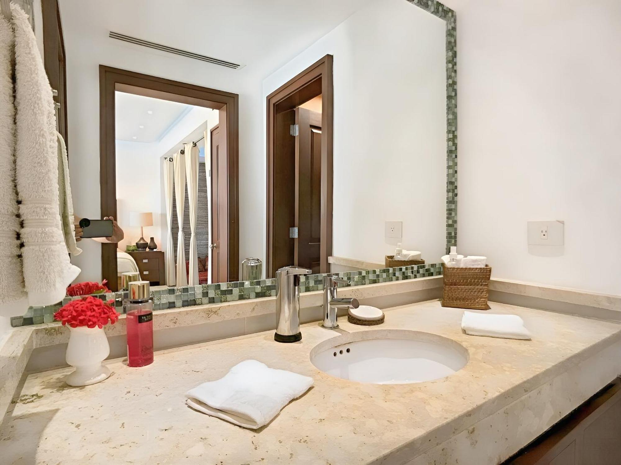 Apartamento Luxury Duplex -4 Pers- 2mn Beach&5th Av, Pool, Gym
